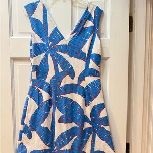 MAHI GOLD Blue white and red V neck neck and back